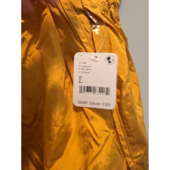 FP MOVEMENT BY THE WAY HOME SHORTS IN HONEY MALLOW SIZE LARGE NWT - Picture 3 of 4